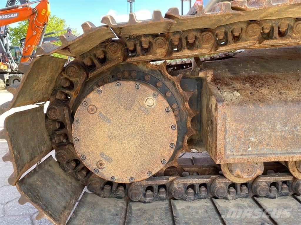 Doosan DX235LC-5 Gravemaskiner på larvebånd