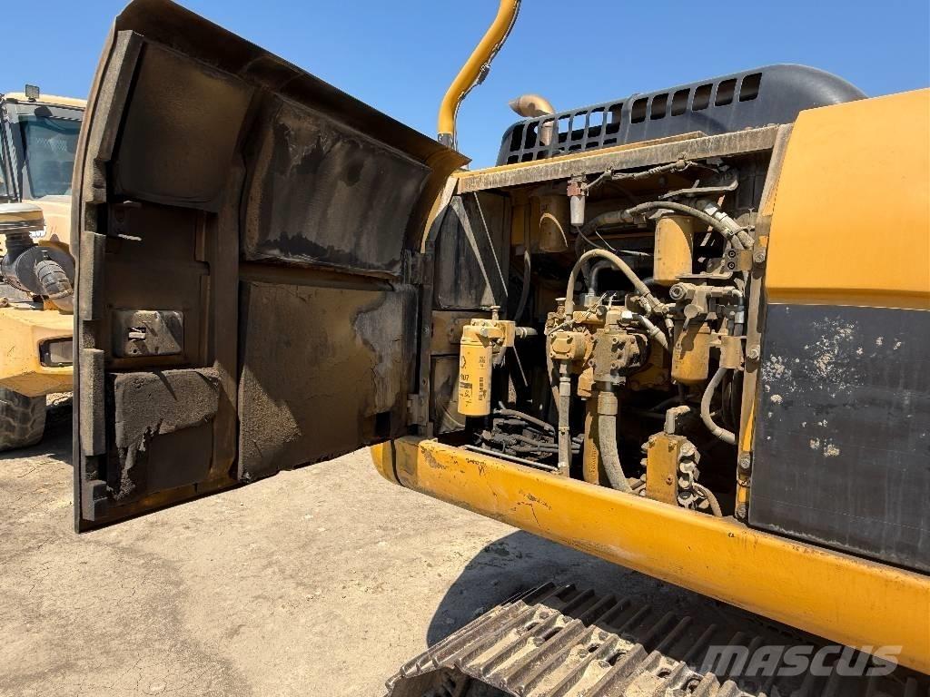 CAT 324 D Gravemaskiner på larvebånd