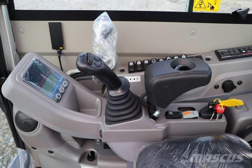 Takeuchi TB325R Minigravemaskiner