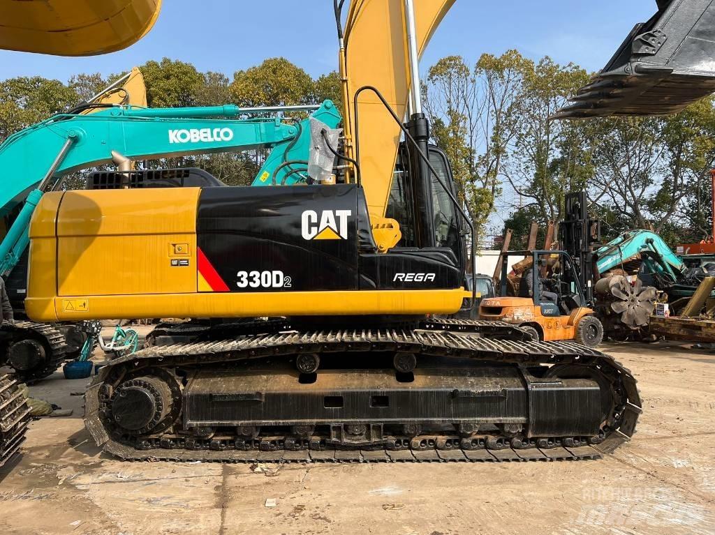 CAT 330 Gravemaskiner på larvebånd