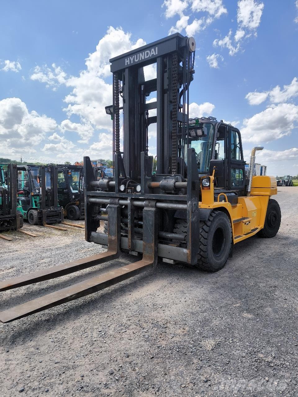 Hyundai 160D-9L Medbringertruck