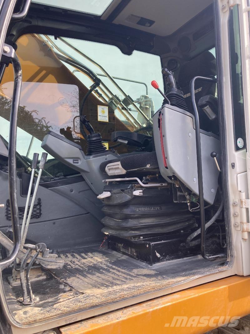 Liebherr R926 Gravemaskiner på larvebånd