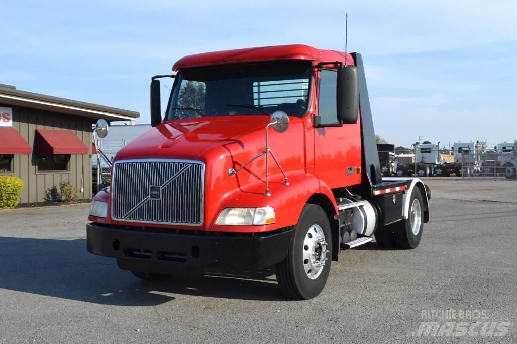 Volvo VNM 42 T200 Trækkere
