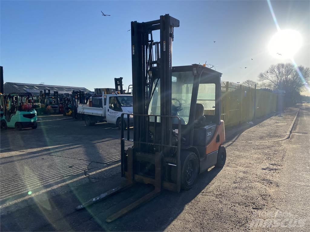 Doosan D30S-5 Diesel gaffeltrucks
