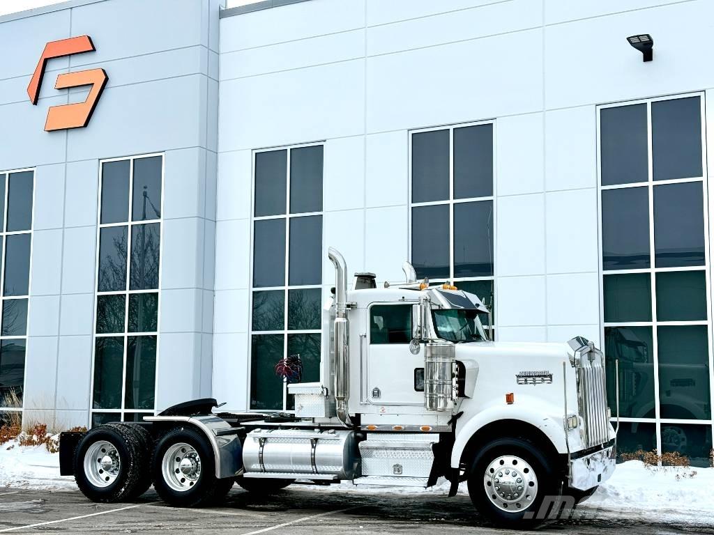 Kenworth W 900 Trækkere