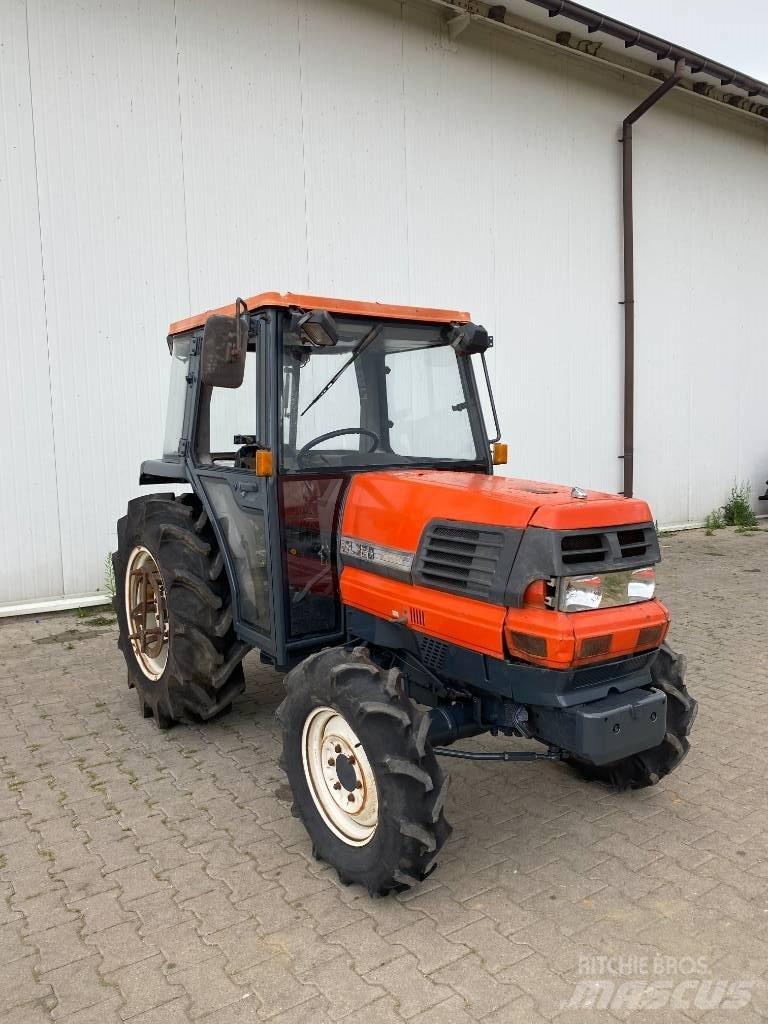 Kubota GL 320 Kompakte traktorer