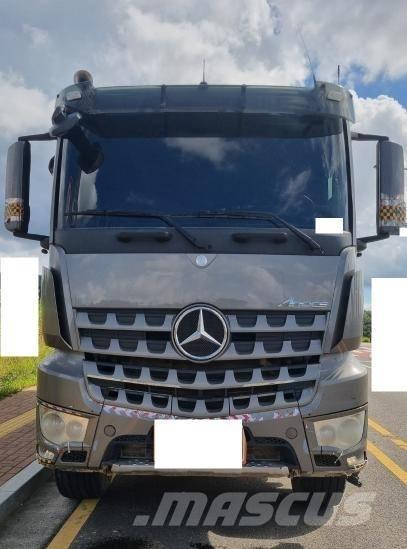 Mercedes-Benz 3951 Dumpere