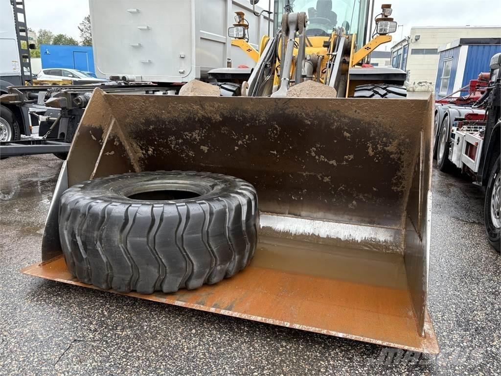 Volvo L110H Læssemaskiner på hjul
