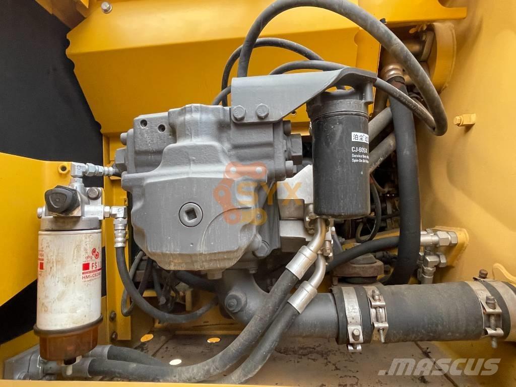 Komatsu PC 240 Gravemaskiner på larvebånd