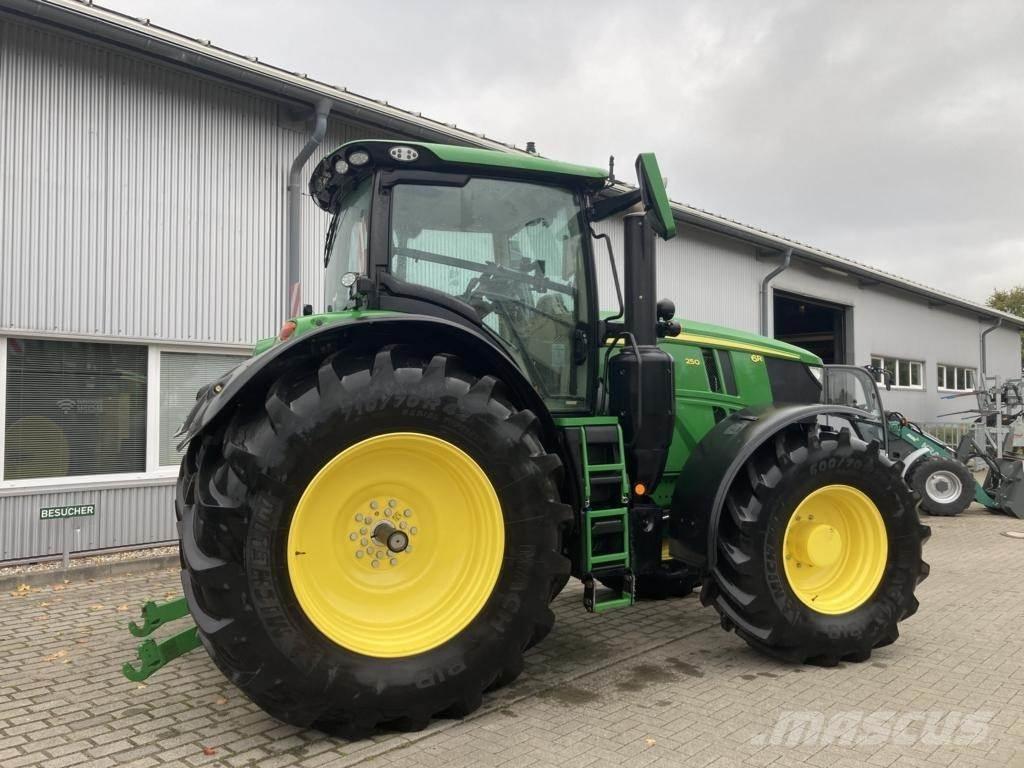 John Deere 6R250 Traktorer