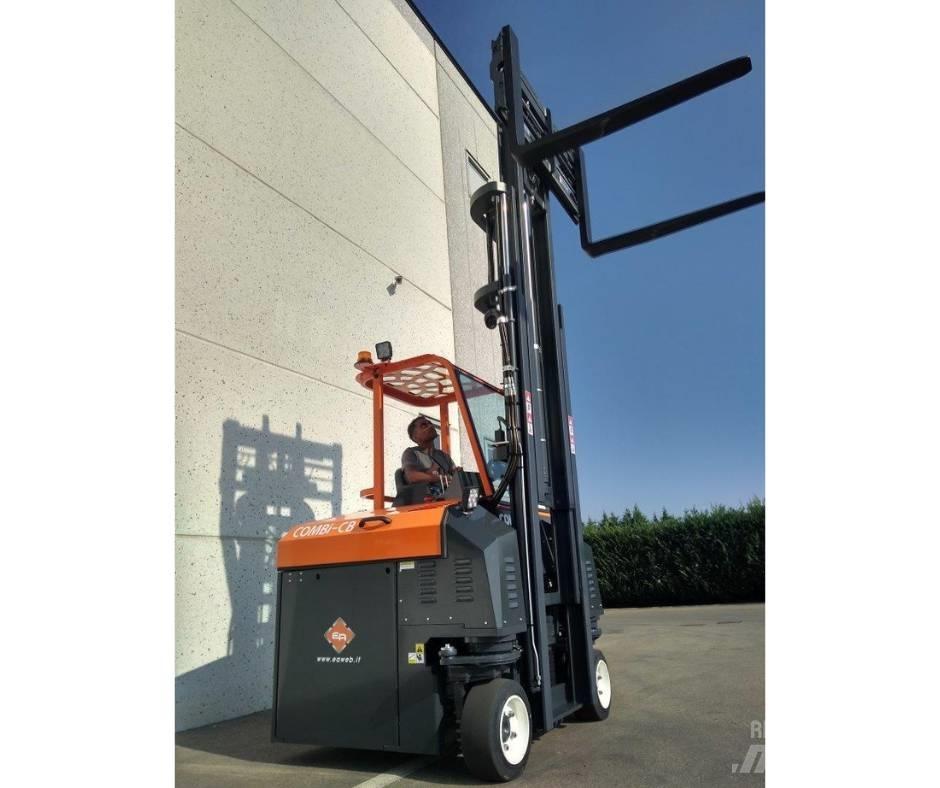 Combilift C3000CBE Smalgangstruck
