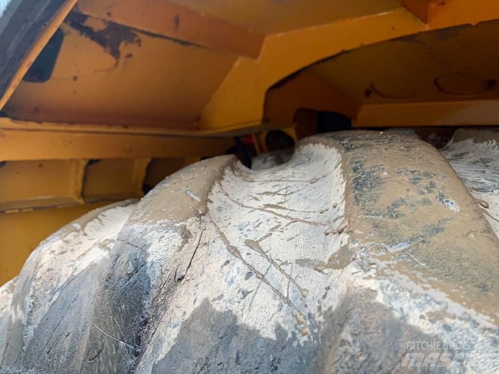 Bell B 20E Terrængående lastbiler