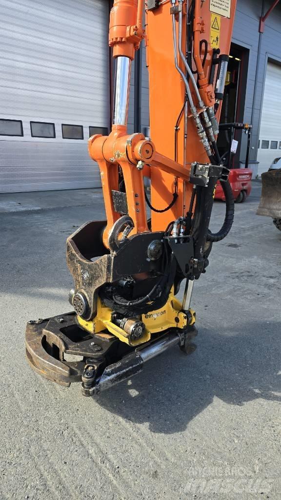 Hitachi ZX 170 W-5 Gravemaskiner på hjul