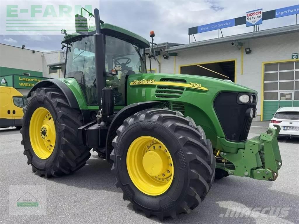 John Deere 7920 Traktorer