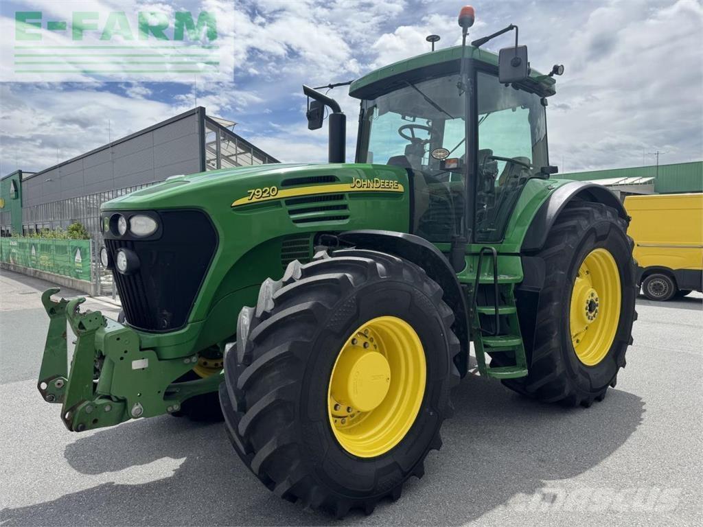 John Deere 7920 Traktorer
