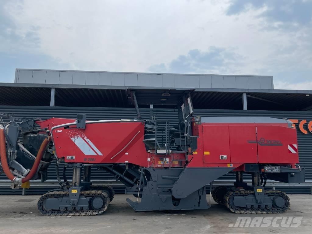 Wirtgen W 250 Asfalt-koldfræsere