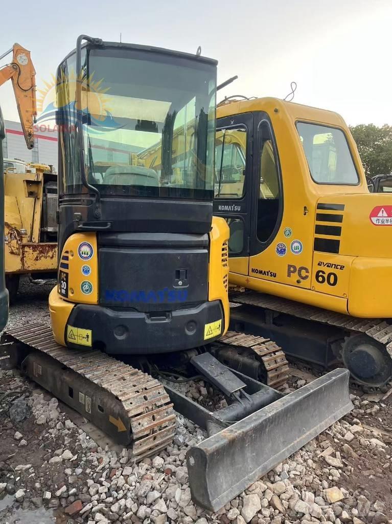 Komatsu PC 30 MR Minigravemaskiner