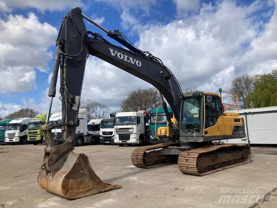 Volvo EC 220 DL Gravemaskiner på larvebånd