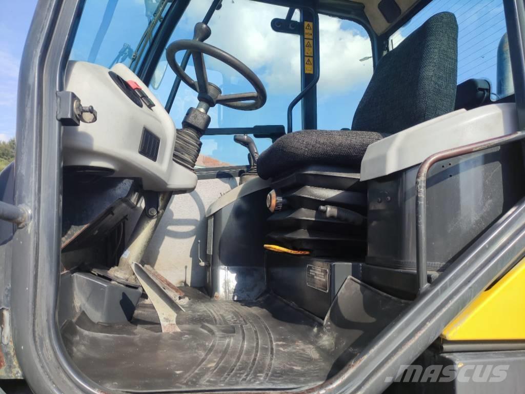 Komatsu WA 80-5 Læssemaskiner på hjul