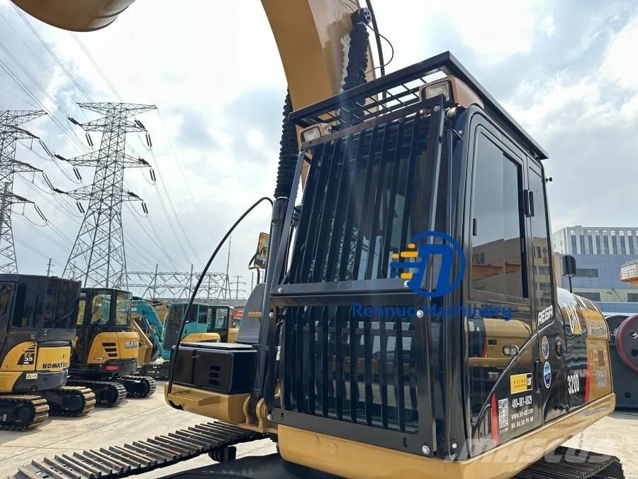 CAT 320D Gravemaskiner på larvebånd