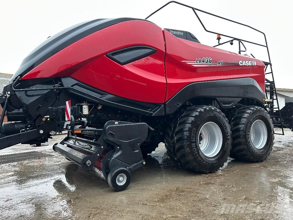 Case IH LB 436 HD Pressere til firkantede baller
