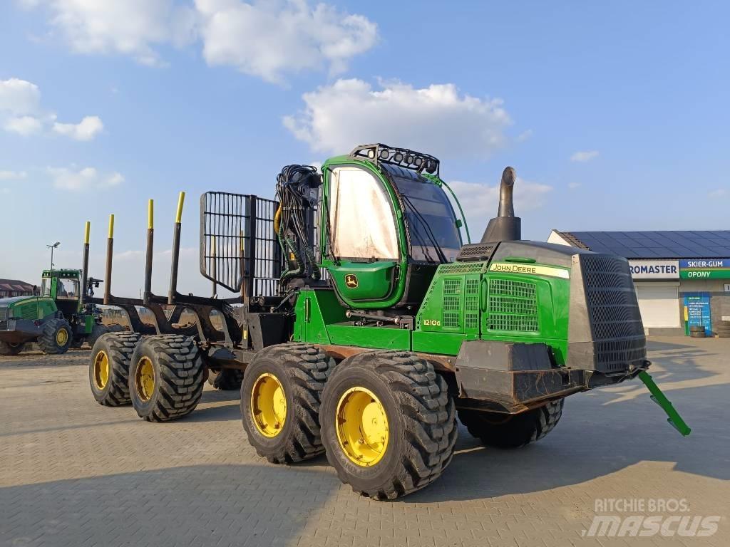 John Deere 1210 G Udkørselsmaskiner