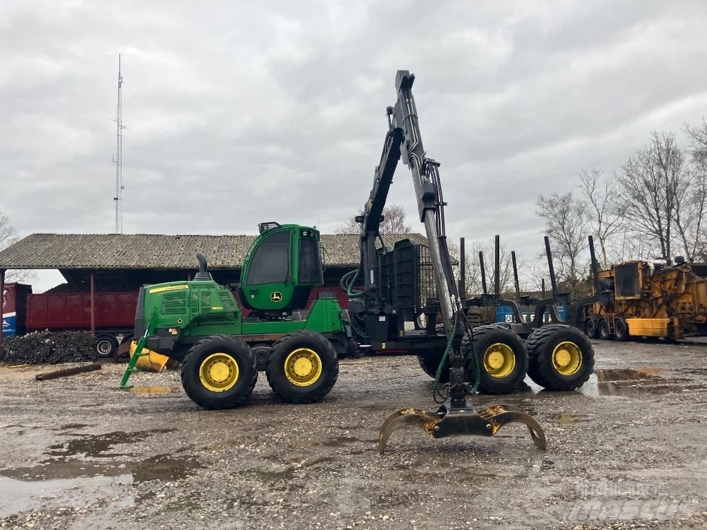 John Deere 1910G Udkørselsmaskiner