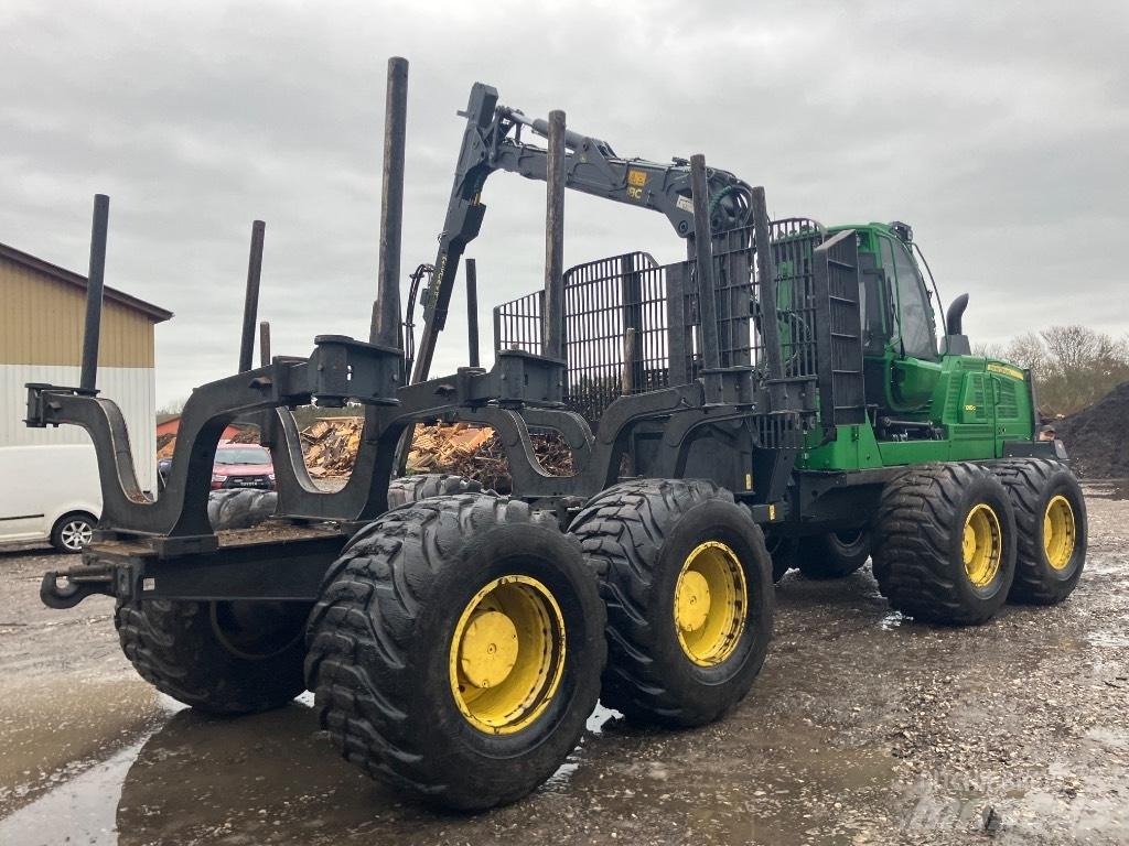 John Deere 1910G Udkørselsmaskiner