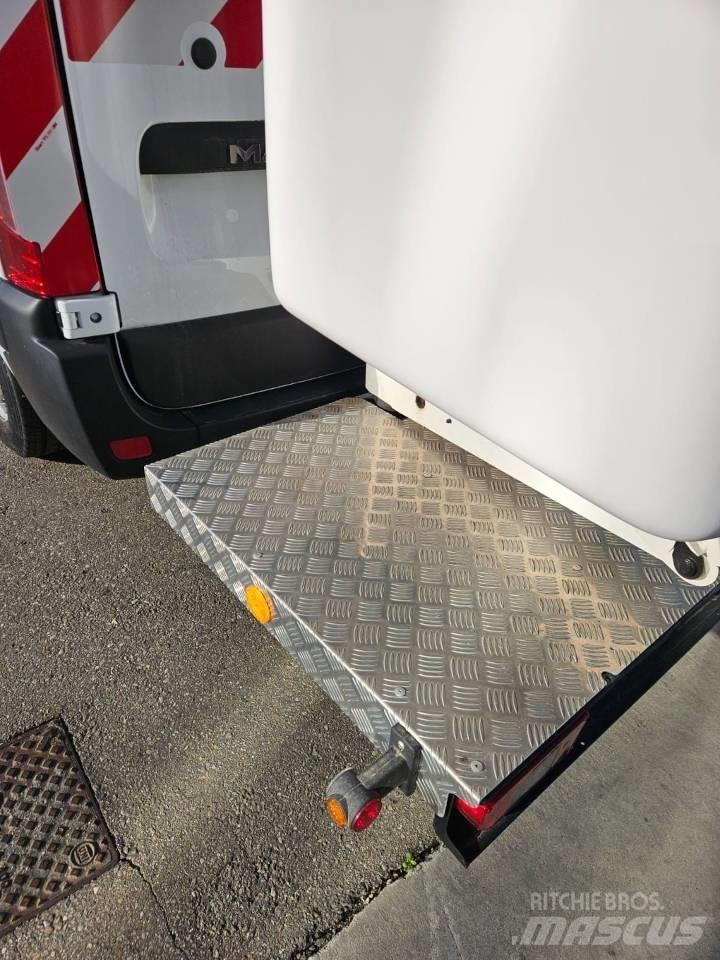CTE VAN FT 121 Lastbilmonterede lifte