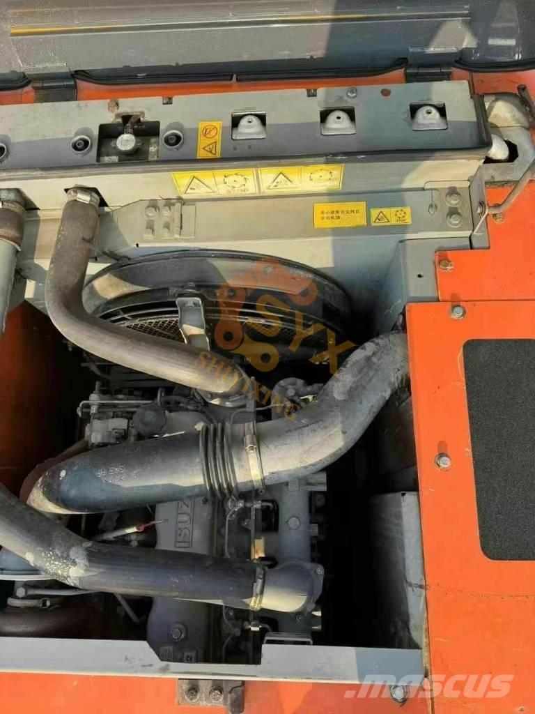 Hitachi ZX200-5G Gravemaskiner på larvebånd