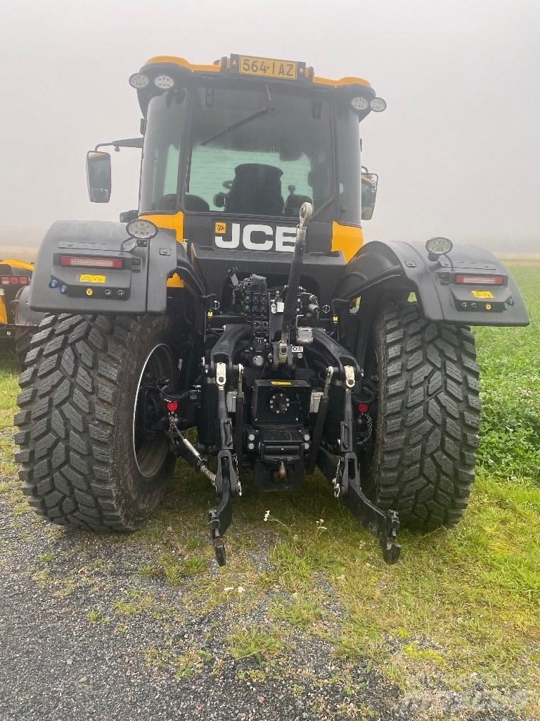 JCB Fastrac 4220 Traktorer