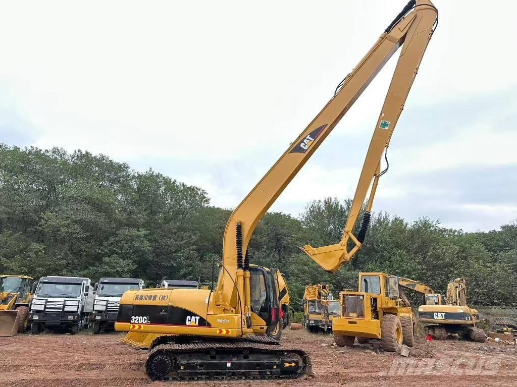 CAT 320 C L Gravemaskiner med lang gravebom