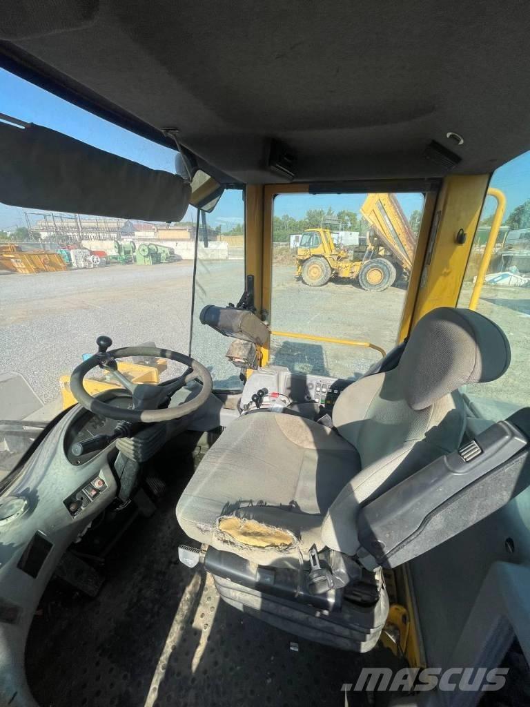 Volvo L 120 E Læssemaskiner på hjul