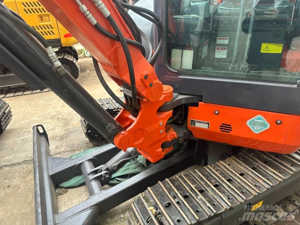 Kubota U 35 Minigravemaskiner