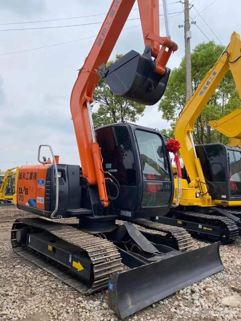 Hitachi Zaxis 70 Gravemaskiner på larvebånd
