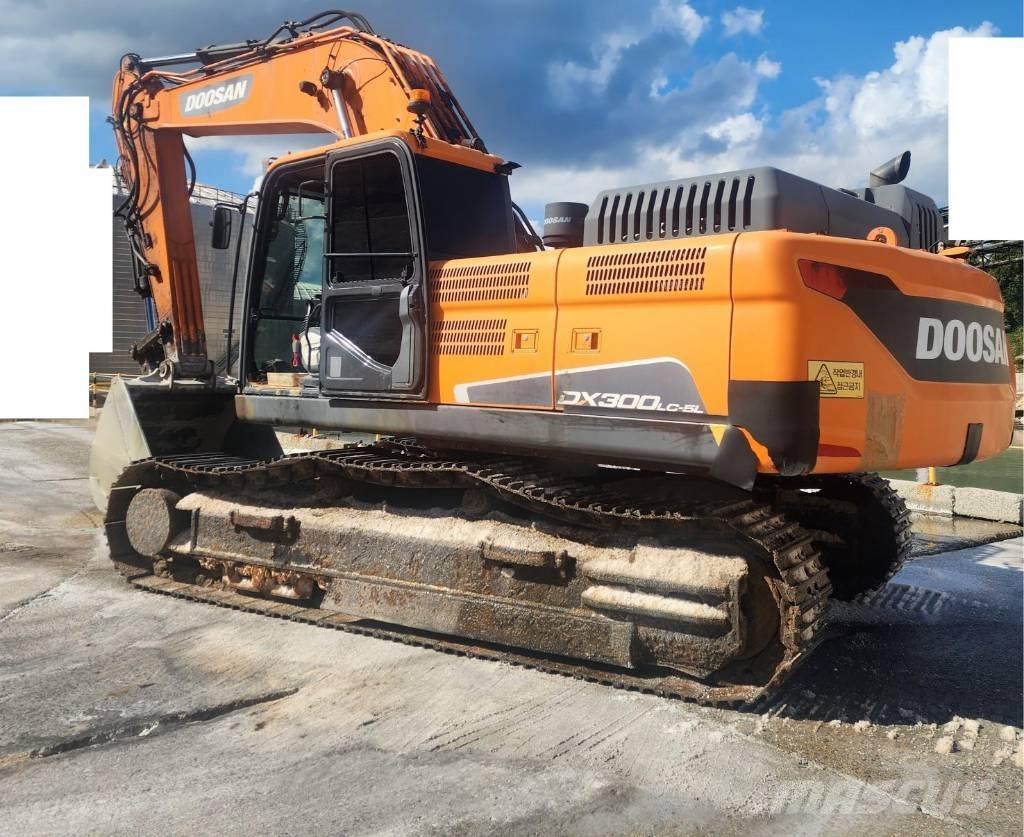 Doosan DX300LC-5L Gravemaskiner på larvebånd