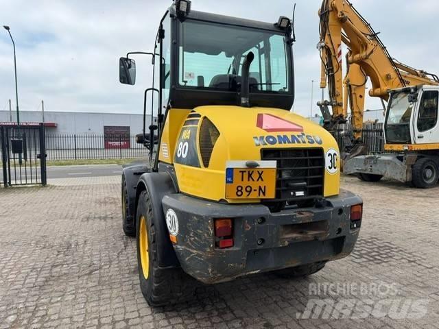 Komatsu WA 80-5 Læssemaskiner på hjul