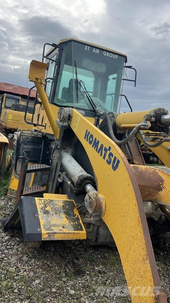 Komatsu WA 470-5H Chassis og suspension