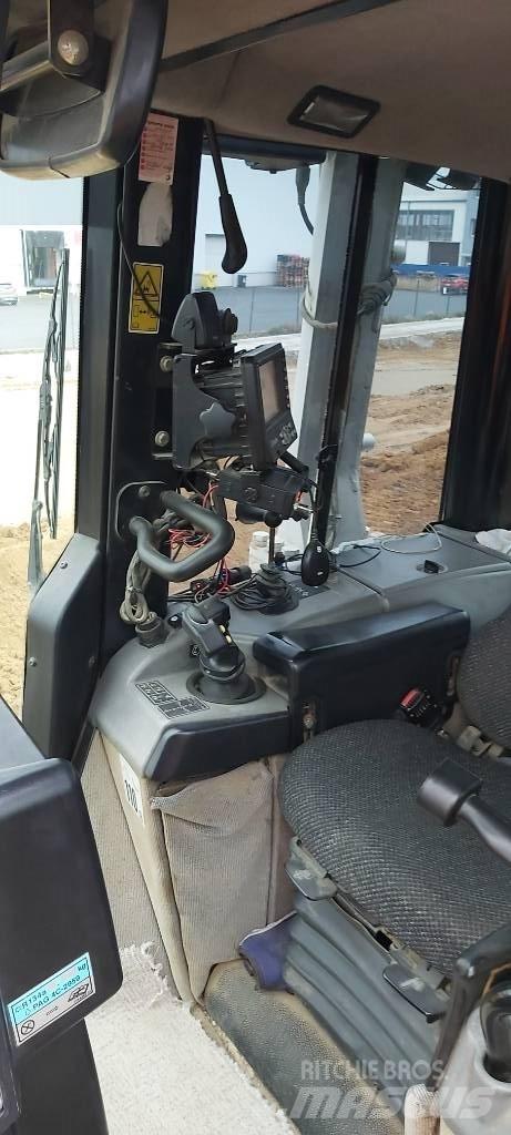 CAT D6N XL Bulldozer på larvebånd