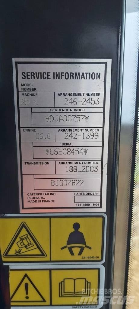 CAT D6N XL Bulldozer på larvebånd