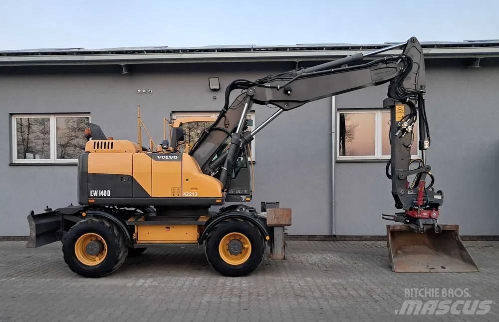 Volvo EW 140 D Gravemaskiner på hjul