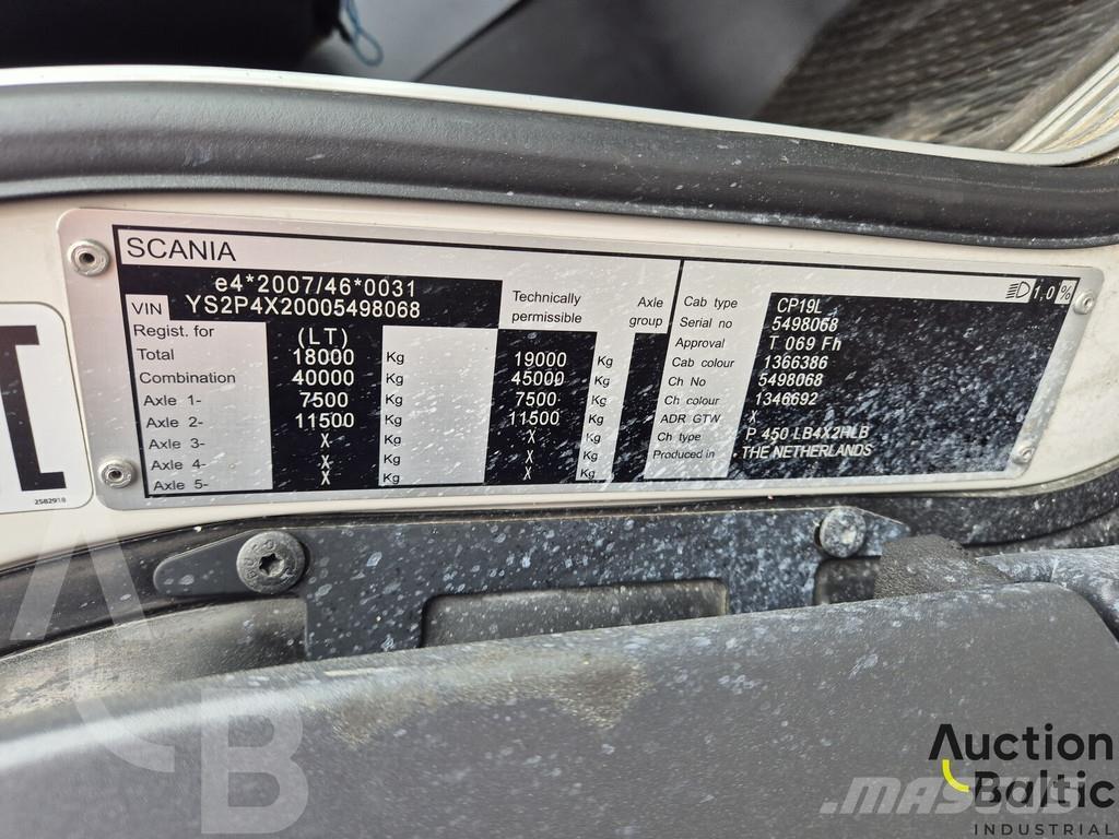 Scania P 450 Chassis