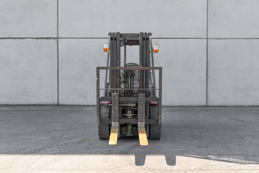 Manitou MI 30 D Diesel gaffeltrucks