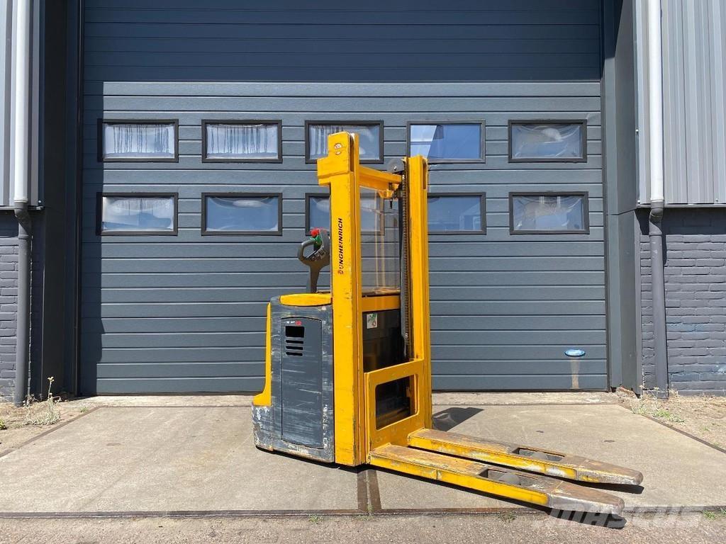 Jungheinrich EJC12 Gaffelstabler med gående fører