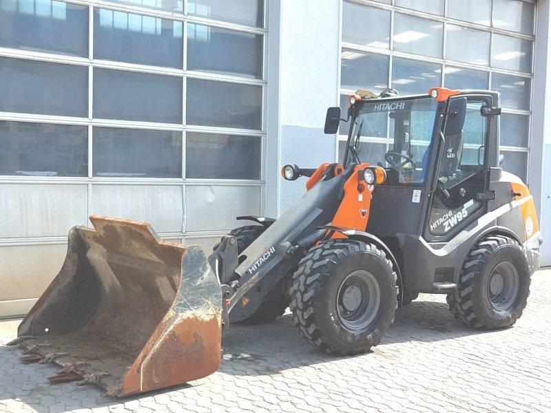 Hitachi ZW 95-6 Minilæsser - skridstyret
