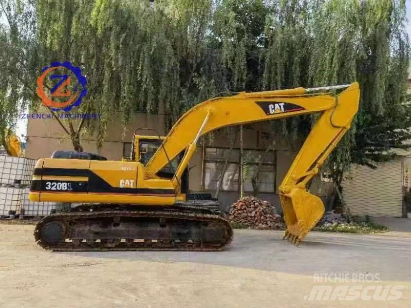 CAT 320 B L Gravemaskiner på larvebånd