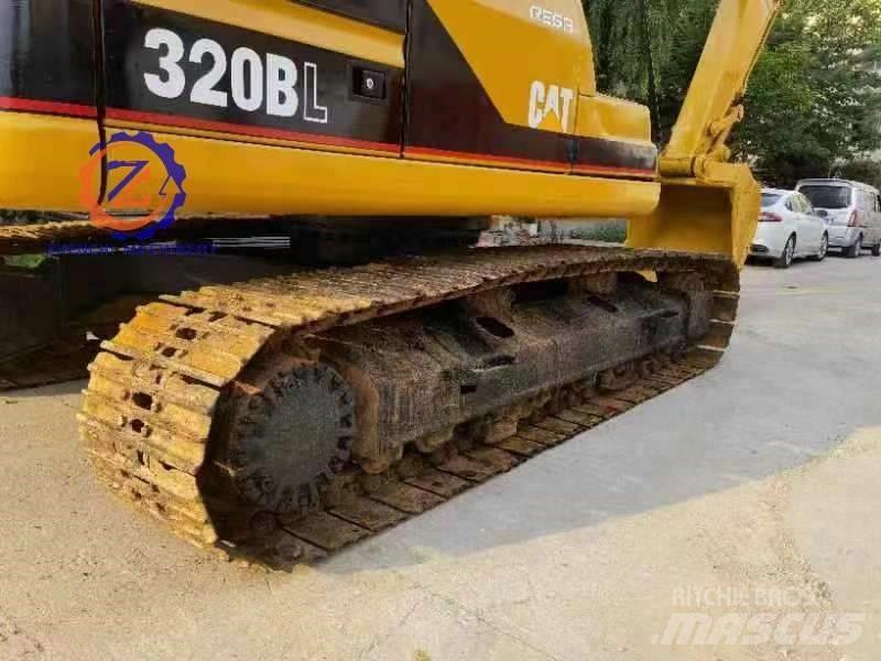 CAT 320 B L Gravemaskiner på larvebånd
