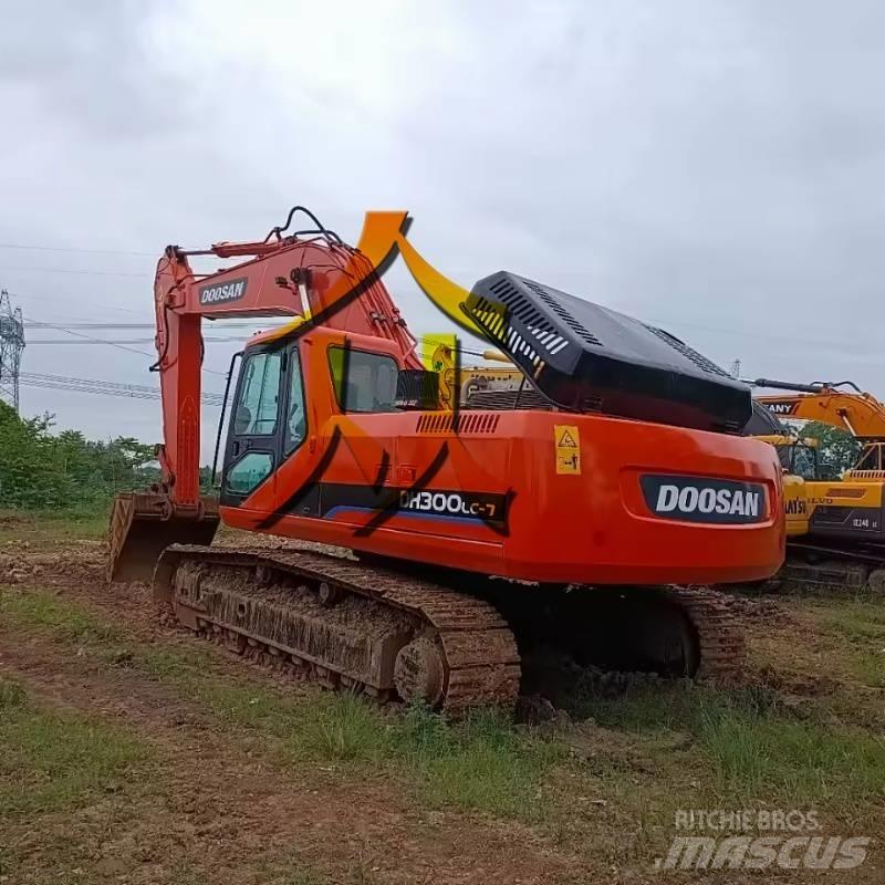 Doosan DH 300 LC-7 Gravemaskiner på larvebånd