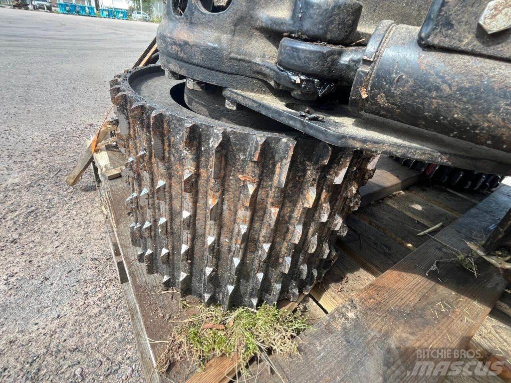Komatsu S92 Skæreborde