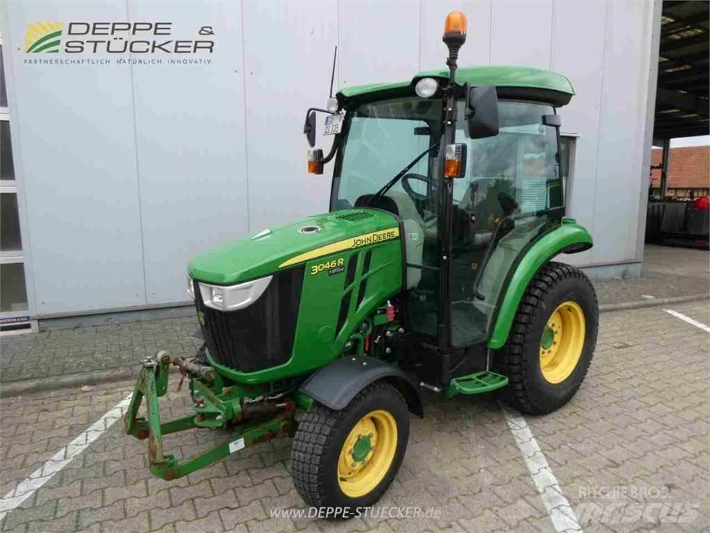 John Deere 3046R Kompakte traktorer
